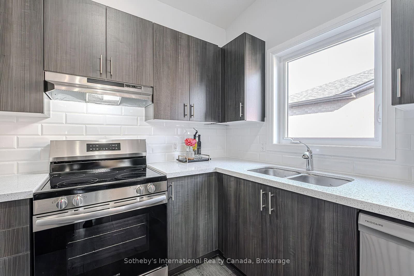 550 Grey Street, Unit 52 thumbnail 10