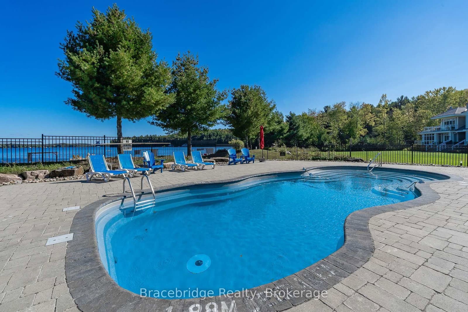 1869 Muskoka Rd 118 Highway W, Unit B102-C1 thumbnail 23