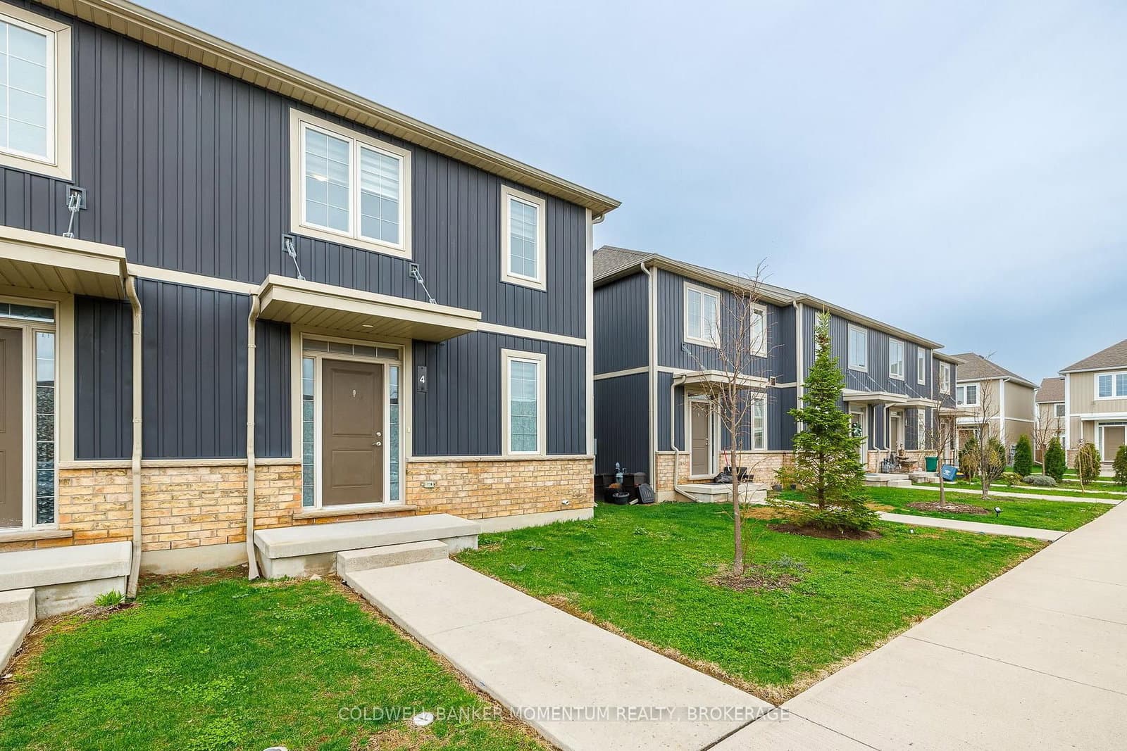 18 Corbin Street, Unit 4 thumbnail 2