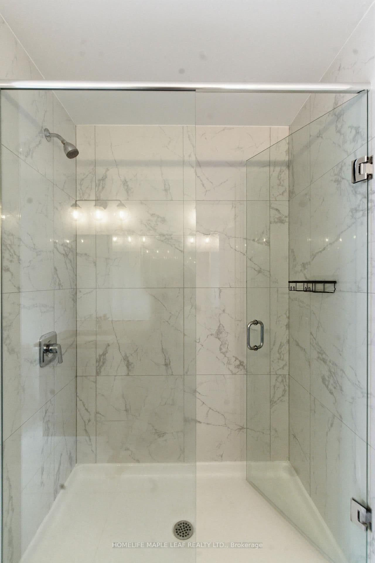1566 Wright Crescent thumbnail 29