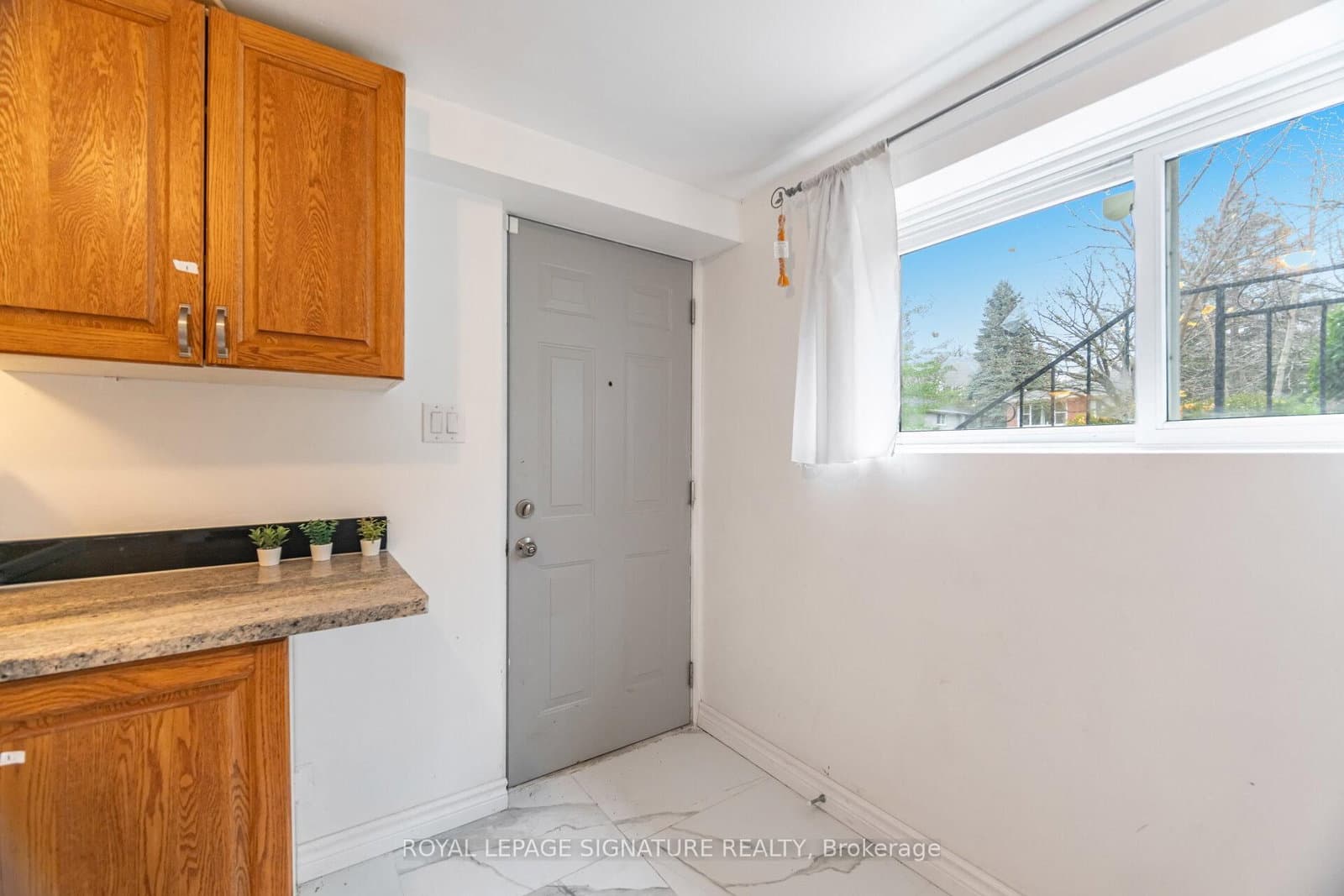 406 Tamarack Drive thumbnail 34