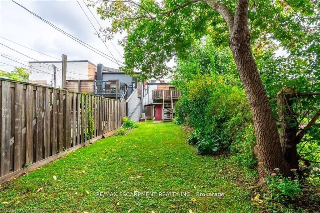 299 James Street N thumbnail 29