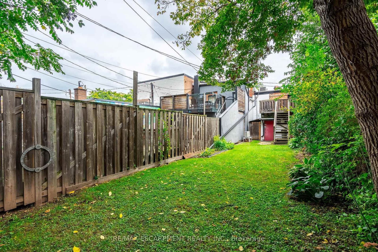 299 James Street N thumbnail 30