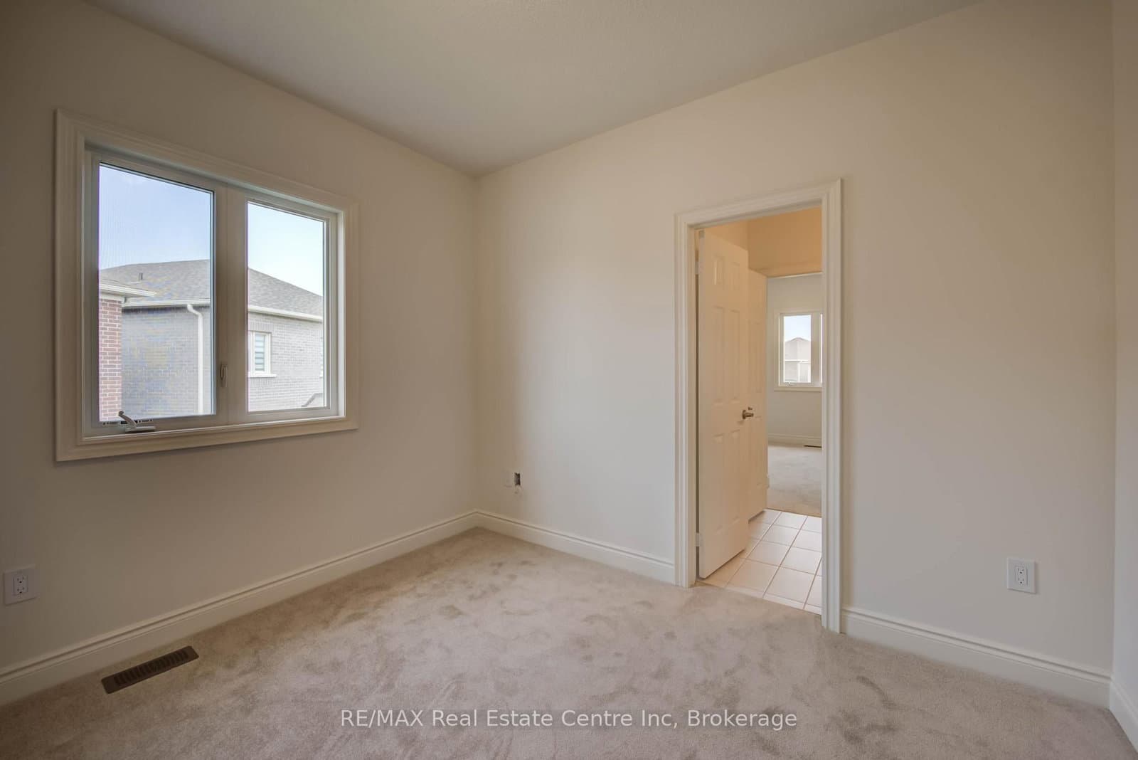 154 ATTWATER Drive thumbnail 24