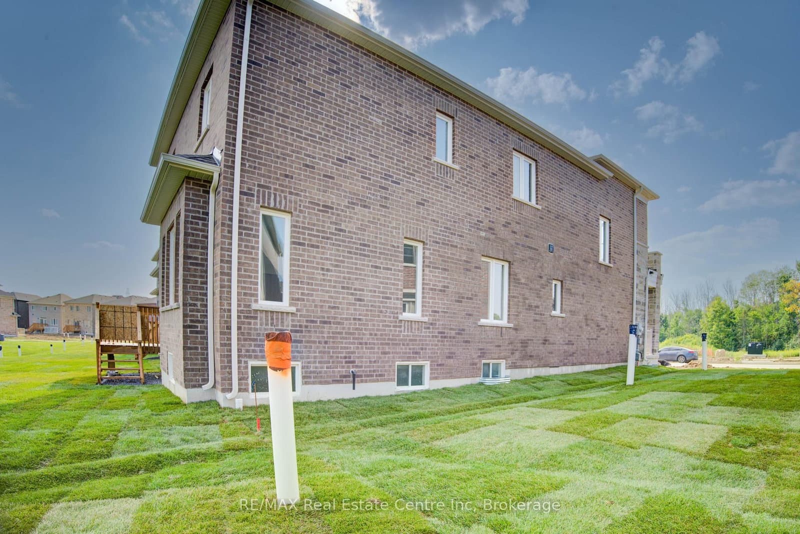 154 ATTWATER Drive thumbnail 42