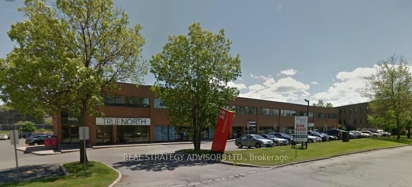 1688 Woodward Drive, Unit 1680 thumbnail 5