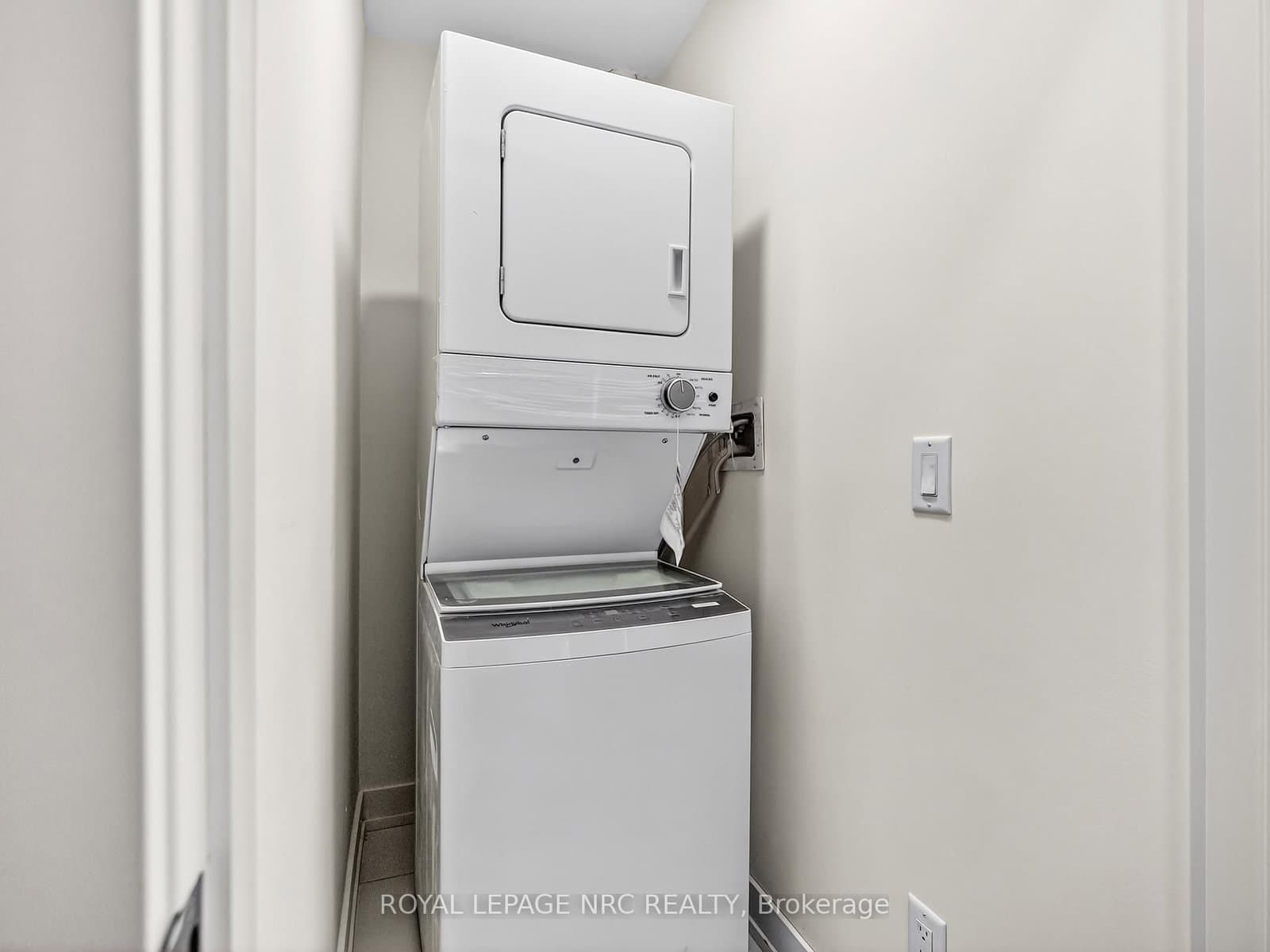 16 Melbourne Avenue, Unit 312B thumbnail 15
