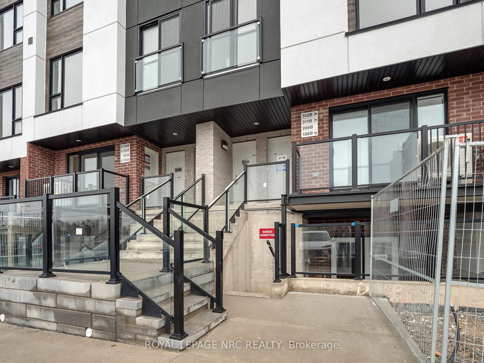 16 Melbourne Avenue, Unit 312B thumbnail 3