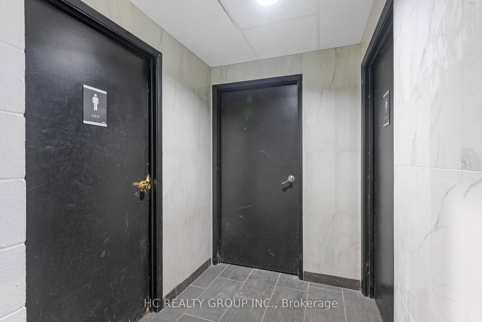 494 Albert Street thumbnail 19