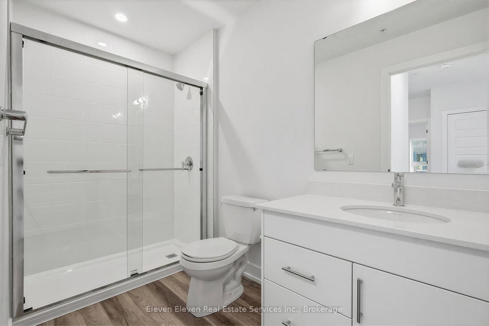 1100 Lackner Place, Unit 301 thumbnail 14