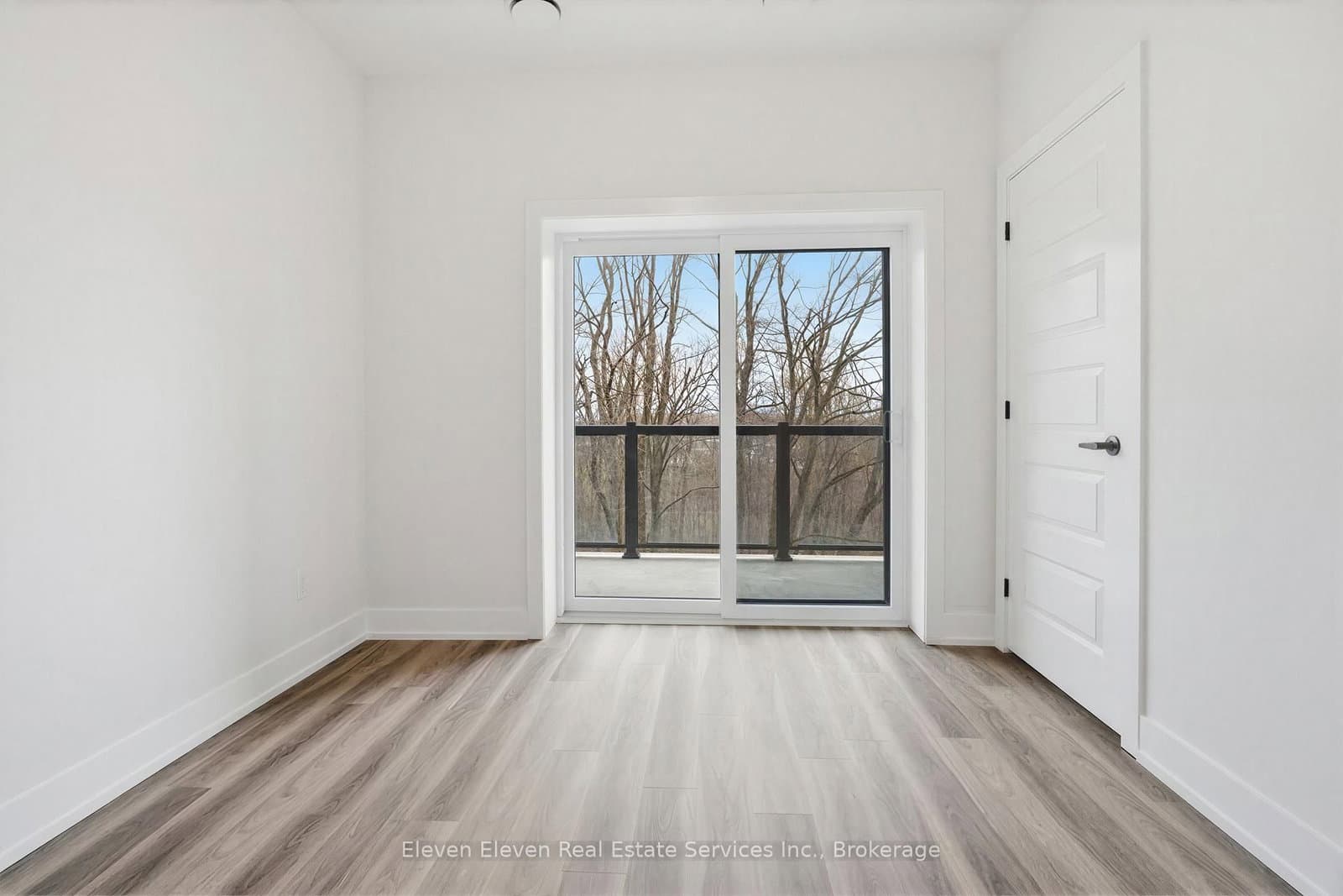 1100 Lackner Place, Unit 301 thumbnail 17