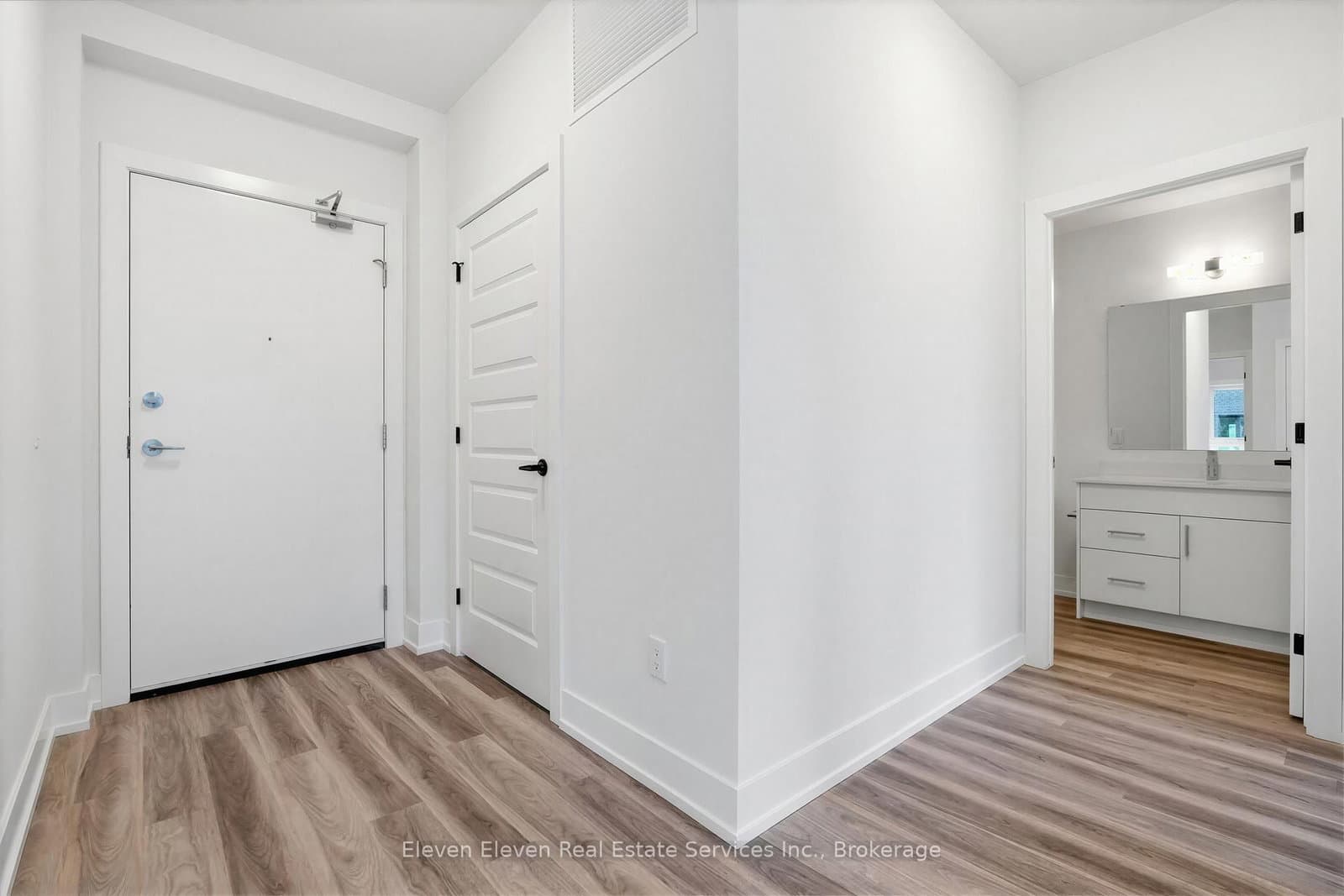 1100 Lackner Place, Unit 301 thumbnail 6