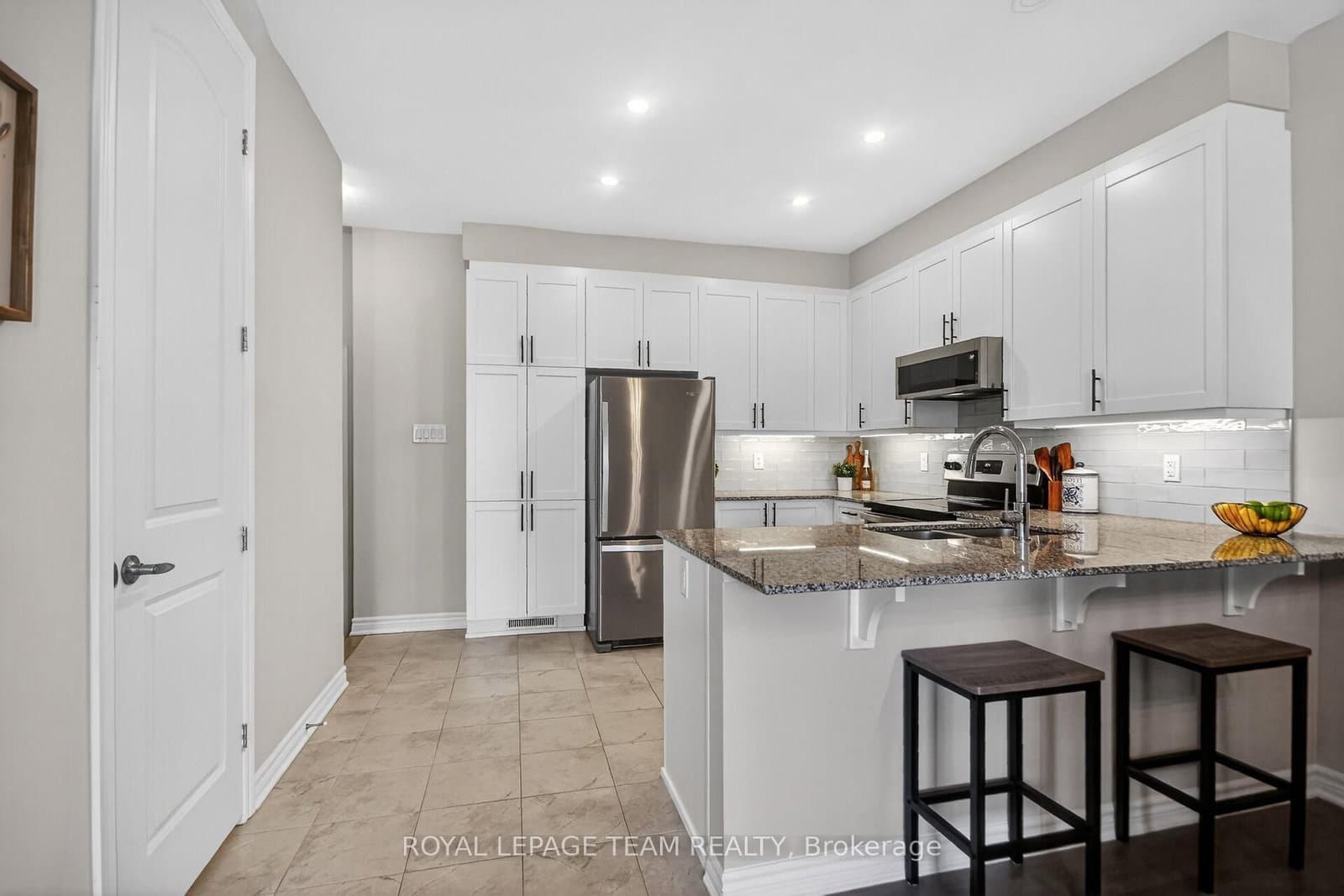 802 Bascule Place thumbnail 11