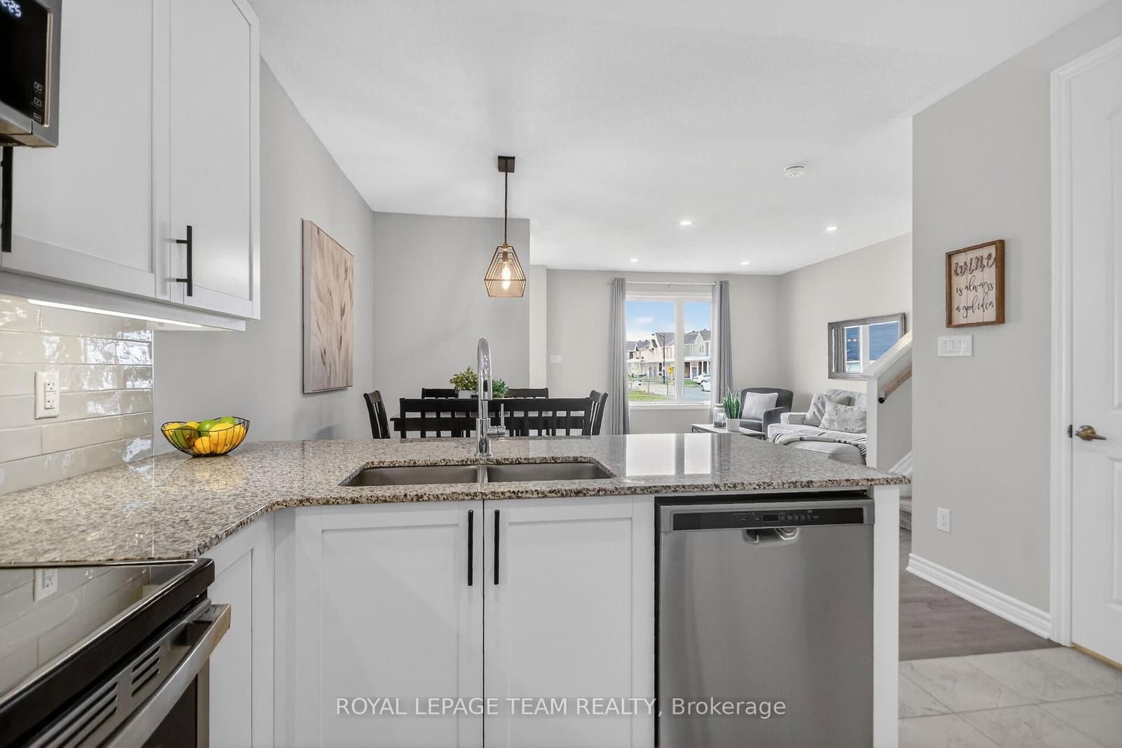 802 Bascule Place thumbnail 15