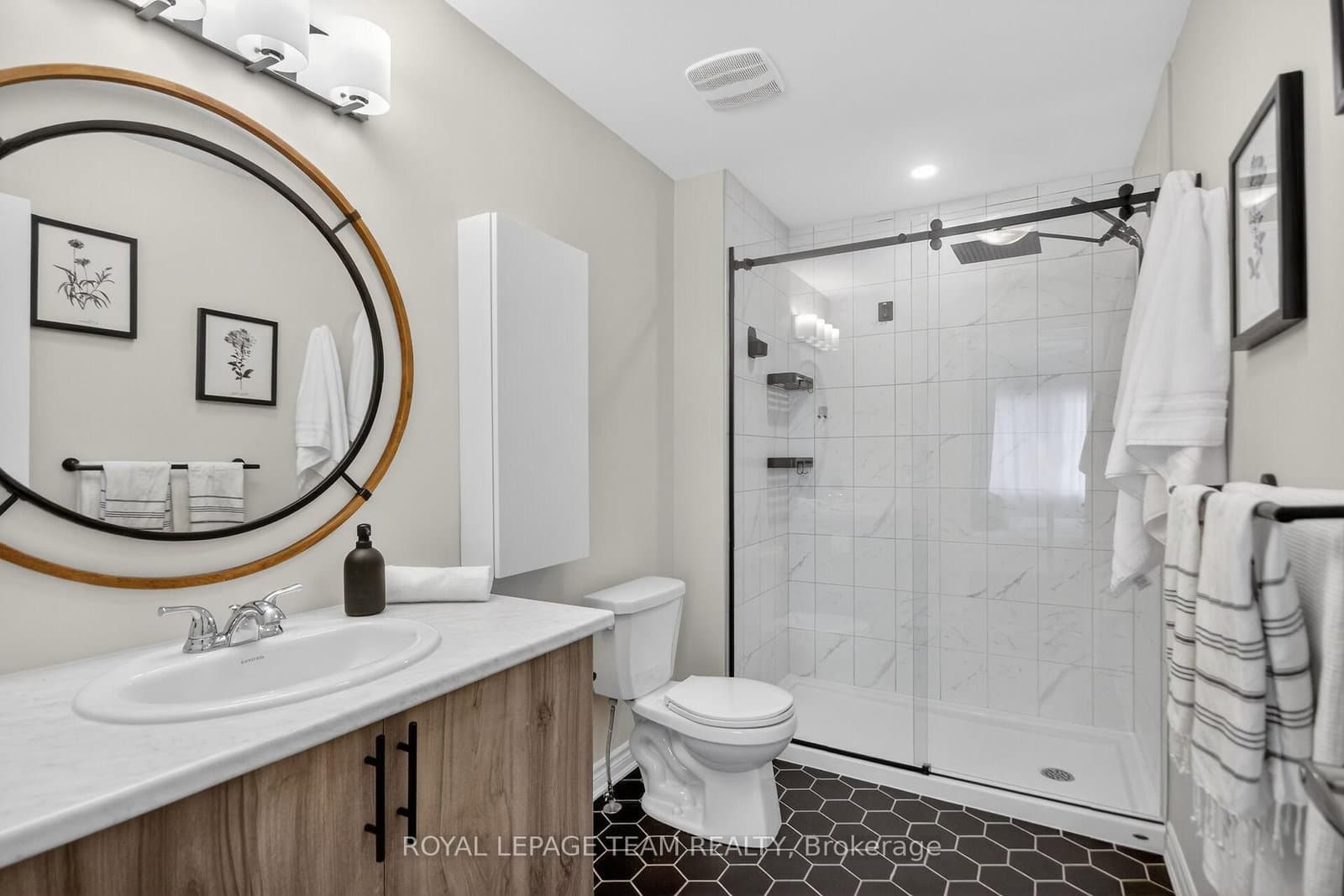 802 Bascule Place thumbnail 20
