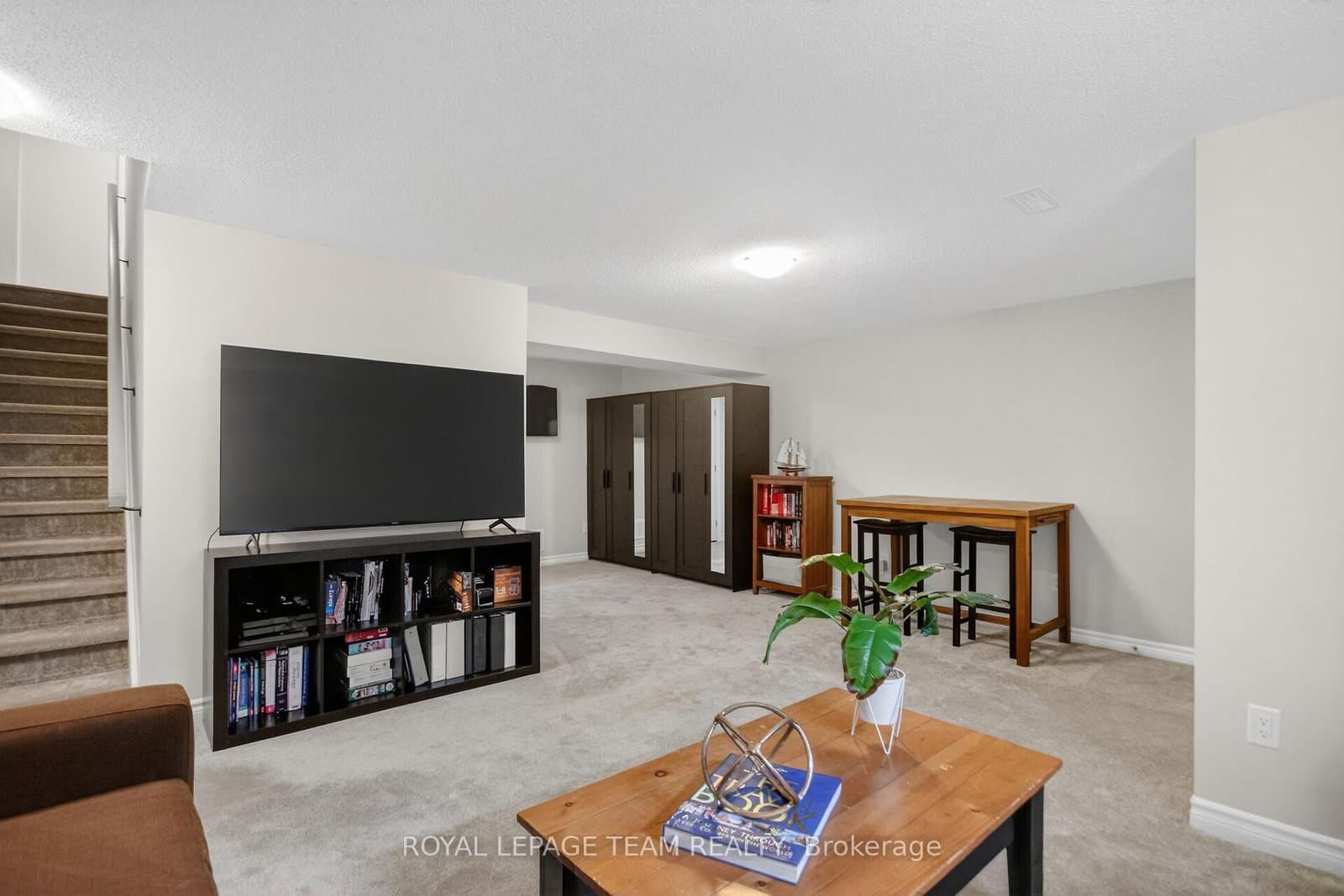 802 Bascule Place thumbnail 25