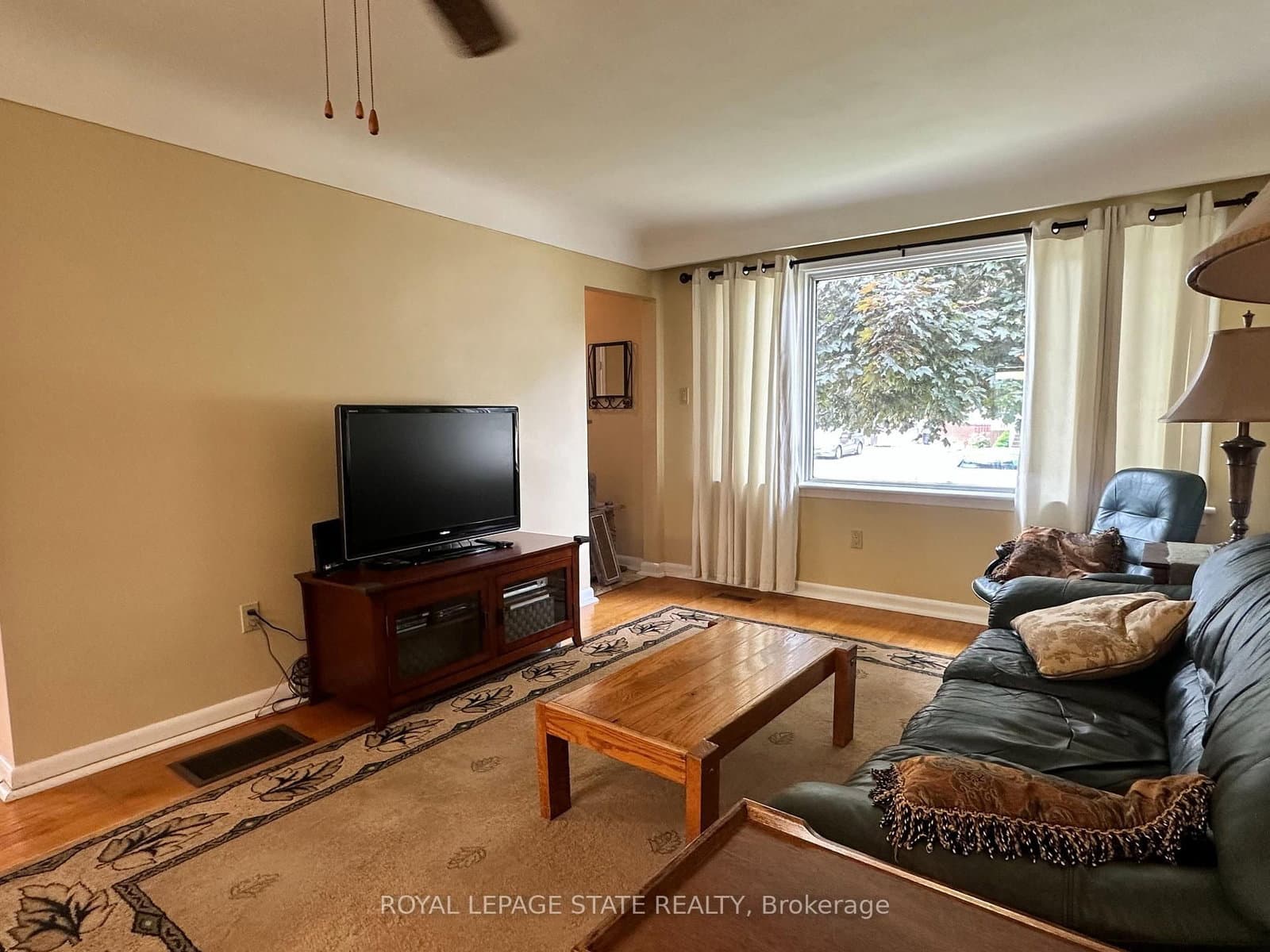 129 Broker Drive thumbnail 19