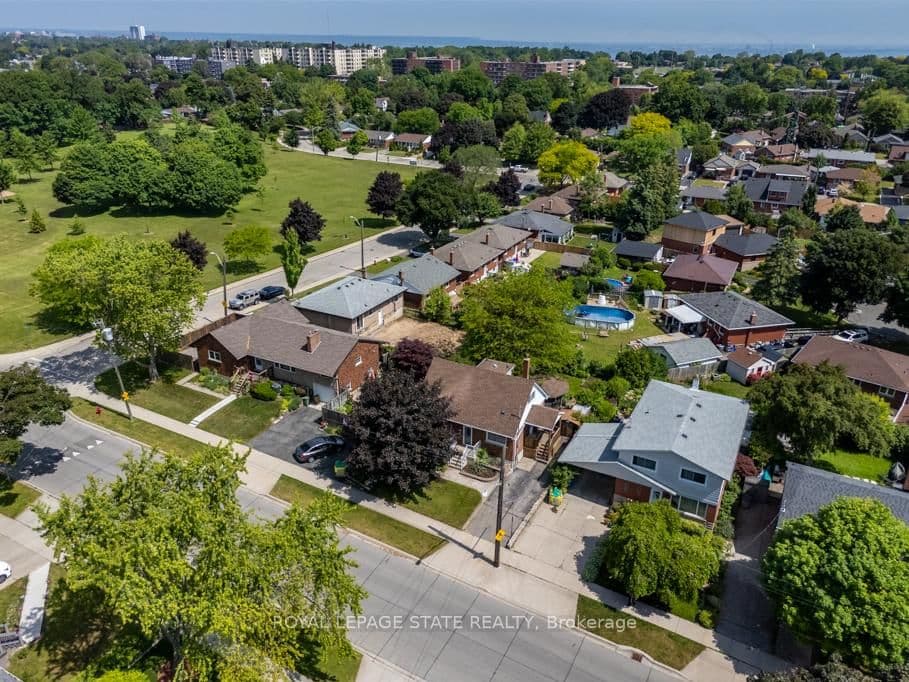 129 Broker Drive thumbnail 6