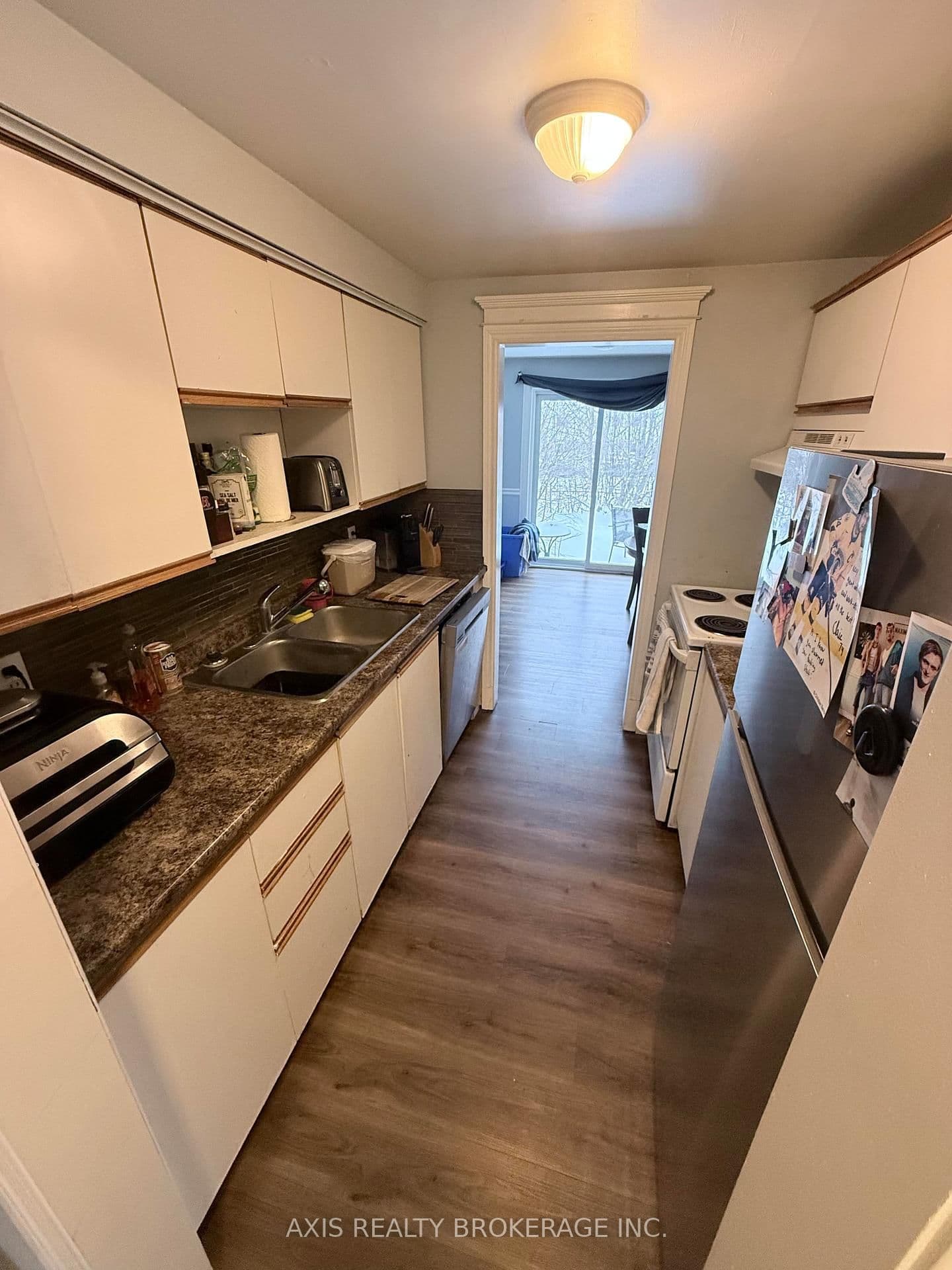 649 Albert Street, Unit 5 thumbnail 12