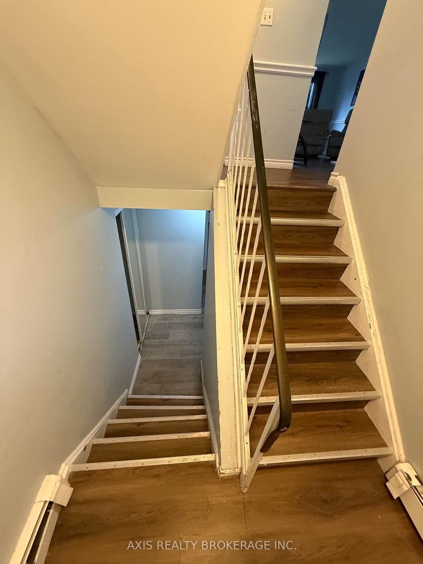 649 Albert Street, Unit 5 thumbnail 3