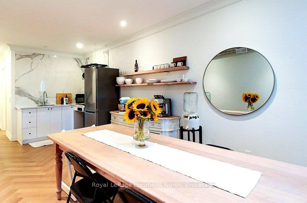 8 Sykes Street N thumbnail 11