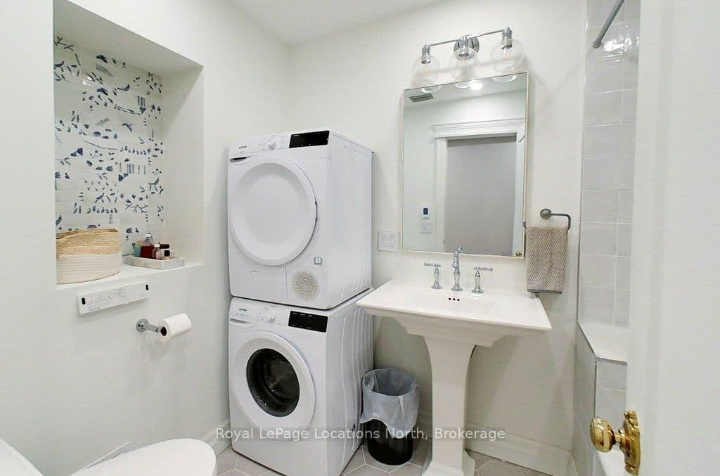8 Sykes Street N thumbnail 19
