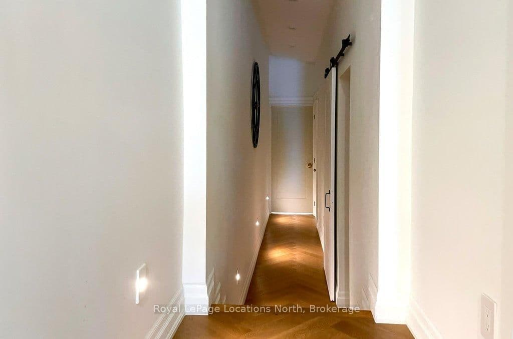 8 Sykes Street N thumbnail 22