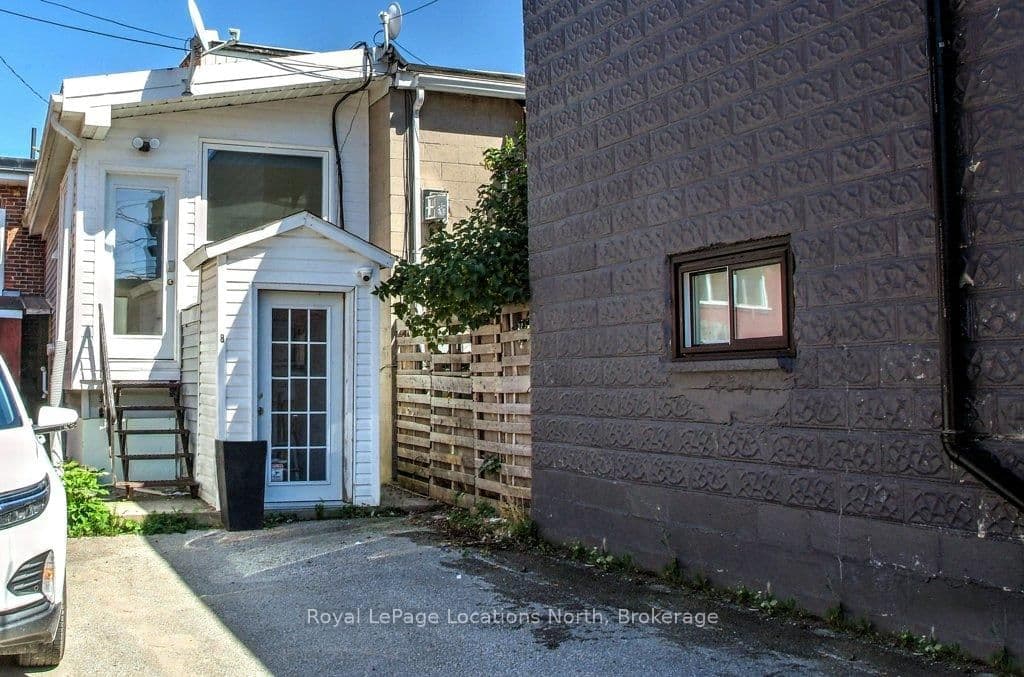 8 Sykes Street N thumbnail 5