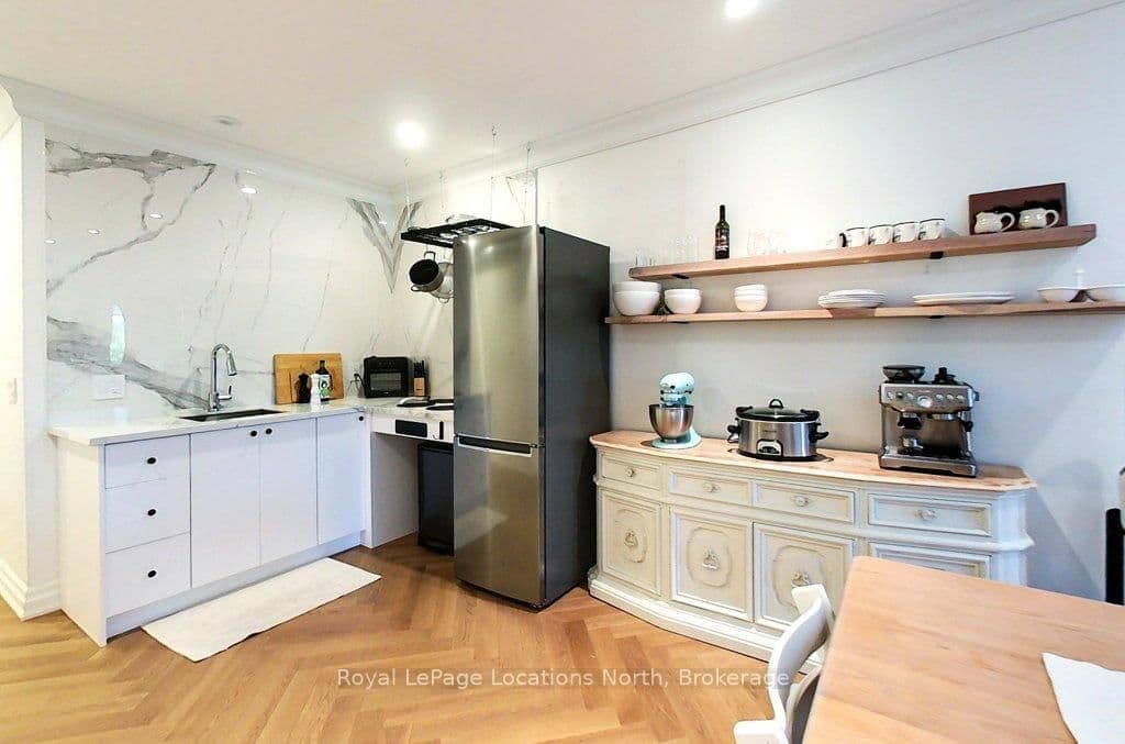 8 Sykes Street N thumbnail 7