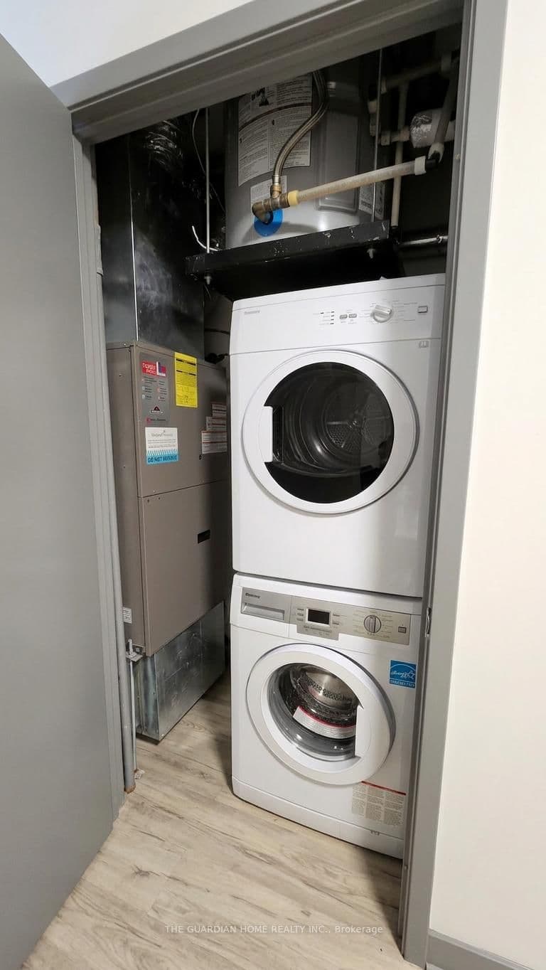 258A Sunview Street, Unit 1210 thumbnail 11