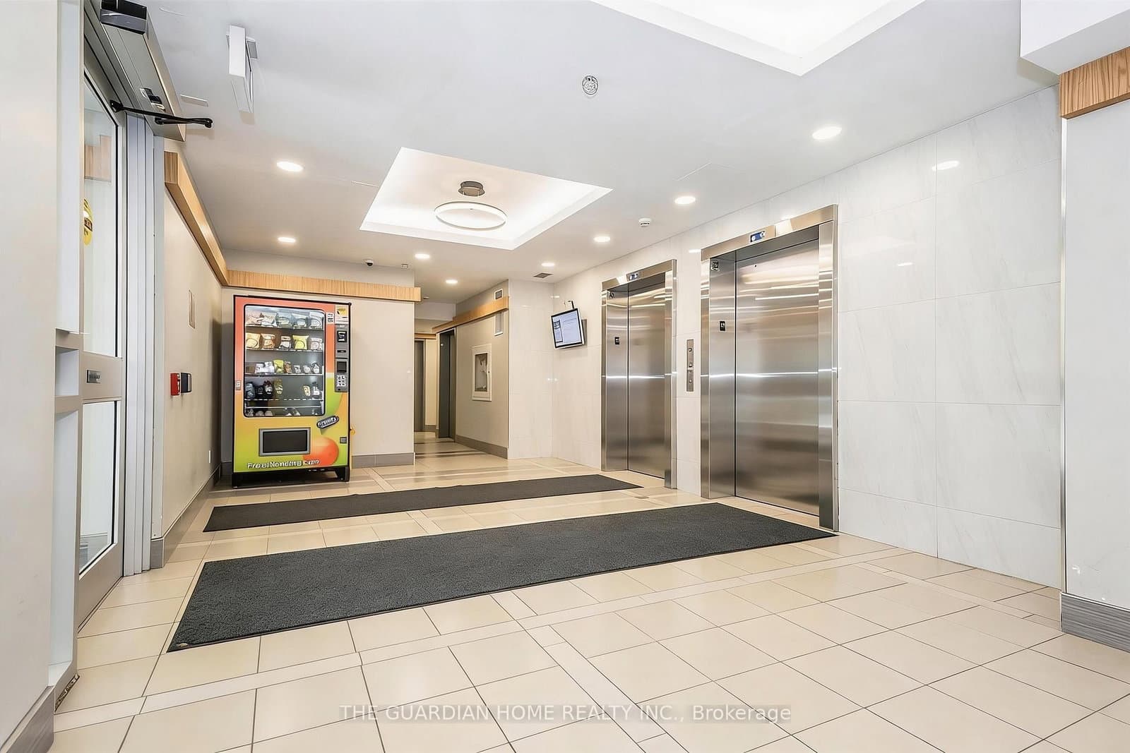 258A Sunview Street, Unit 1210 thumbnail 3