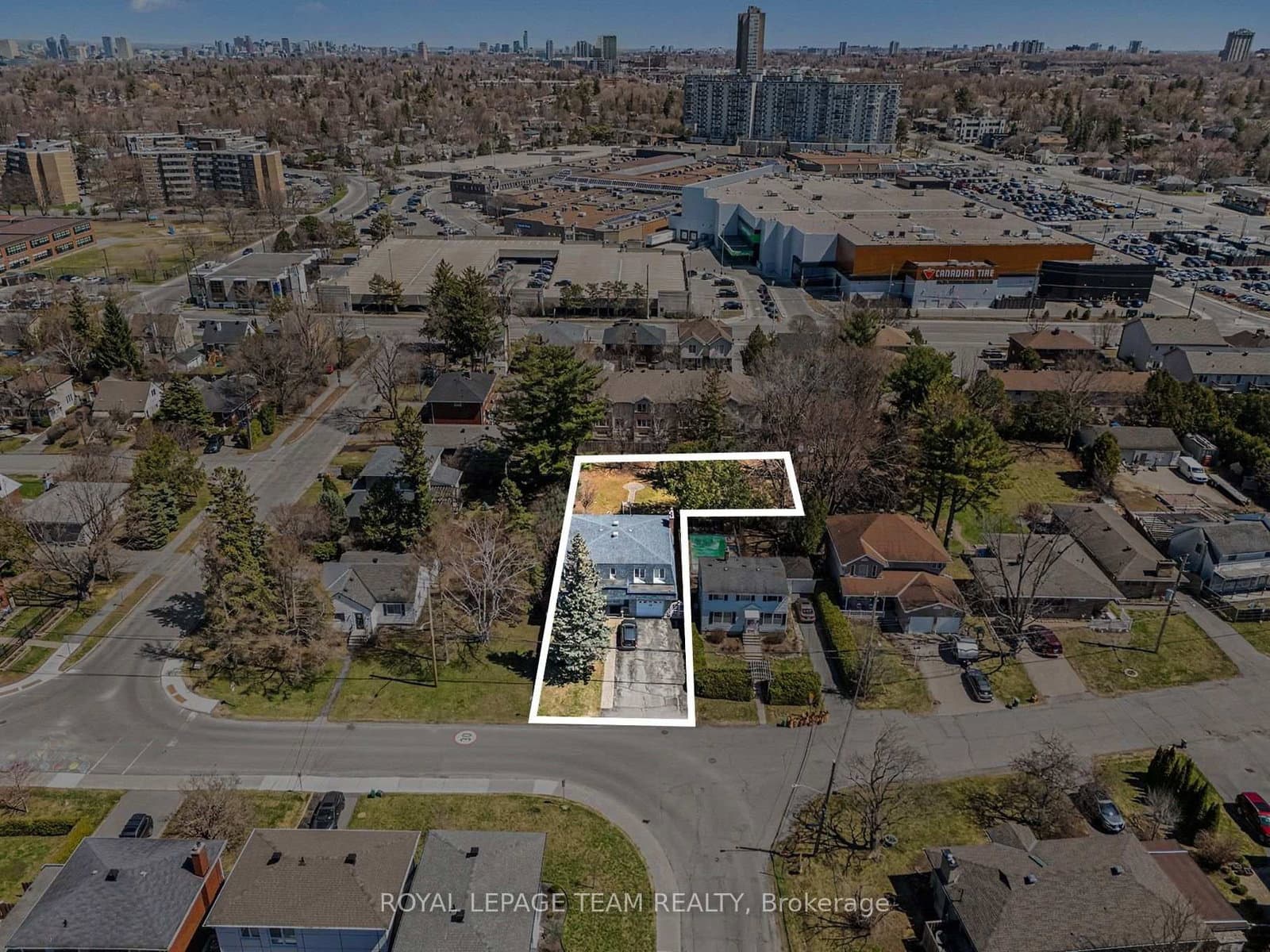 429 Ancaster Avenue thumbnail 2