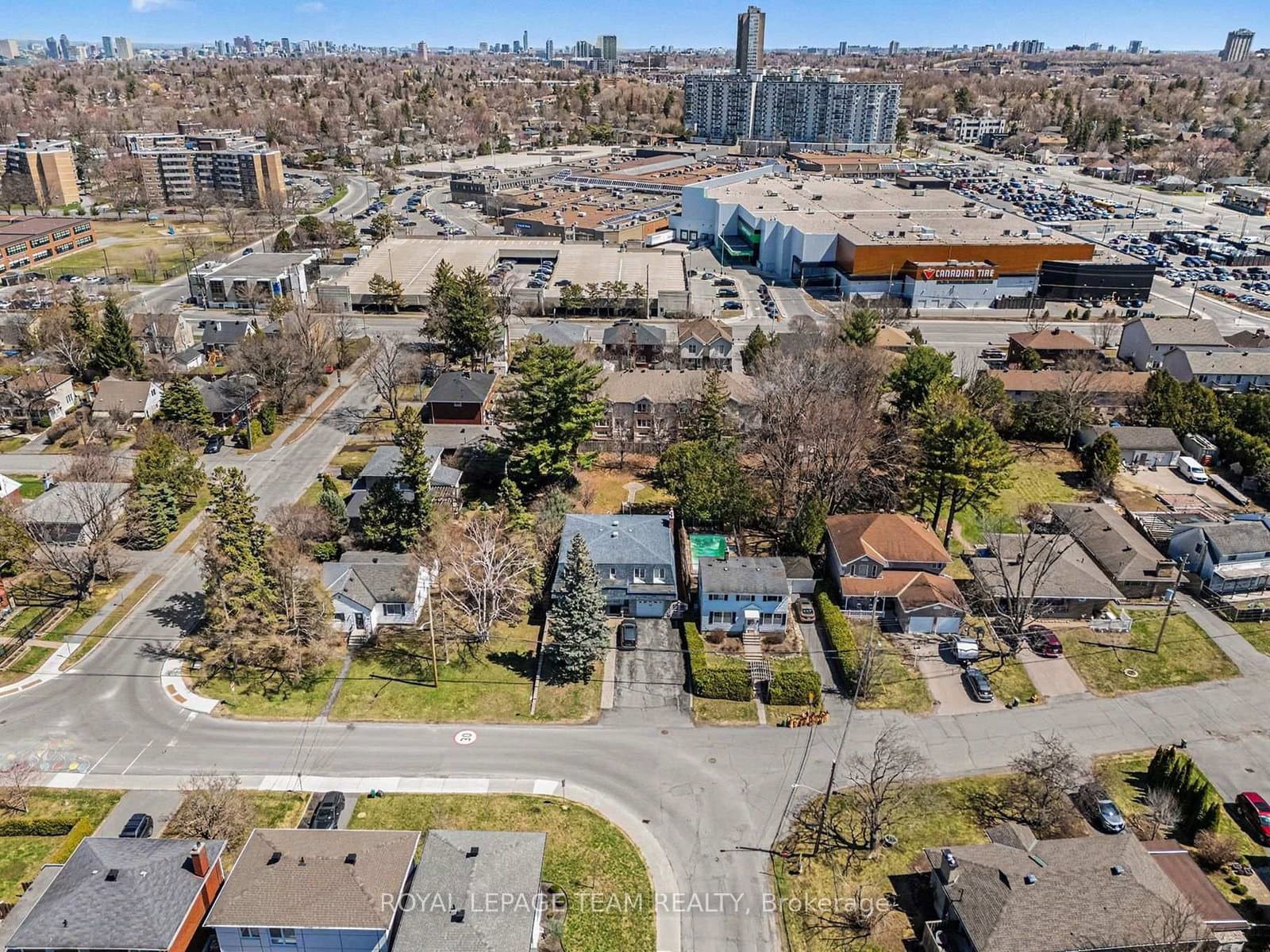 429 Ancaster Avenue thumbnail 6