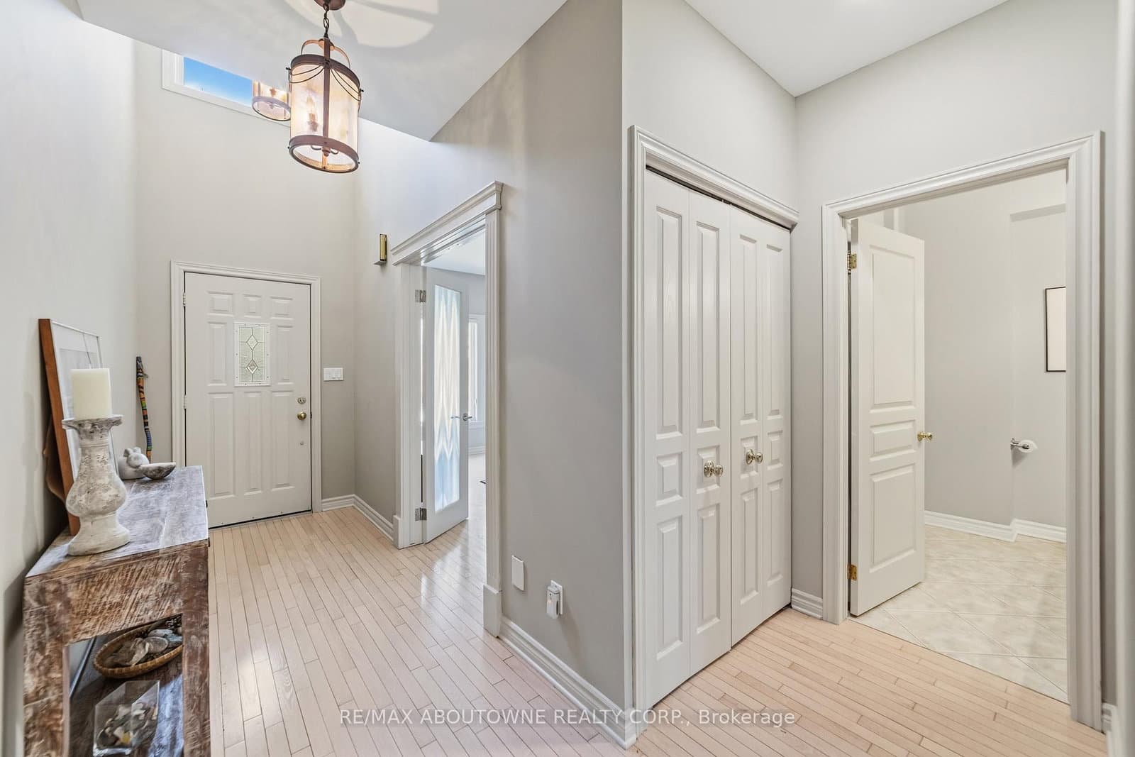 575 Simcoe Street, Unit 12 thumbnail 10