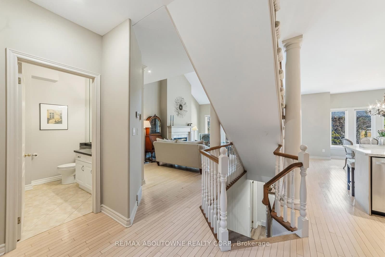 575 Simcoe Street, Unit 12 thumbnail 13