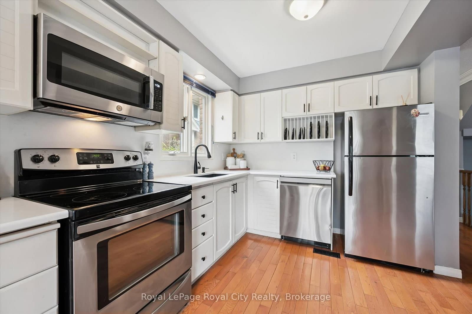 941 Gordon Street, Unit 25 thumbnail 10