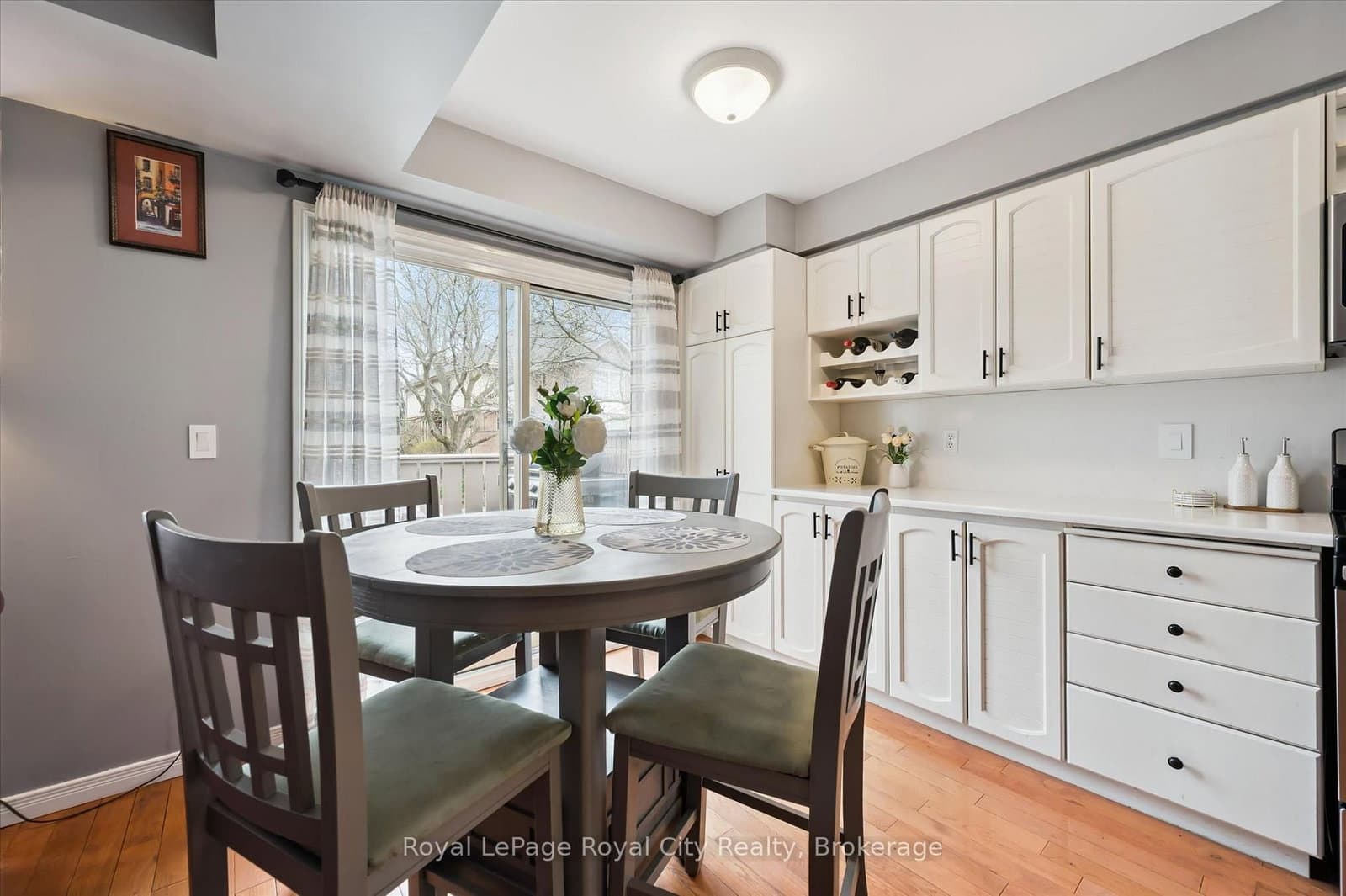 941 Gordon Street, Unit 25 thumbnail 11