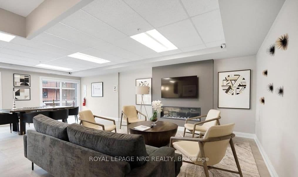 120 Summersides Boulevard, Unit 300 thumbnail 14