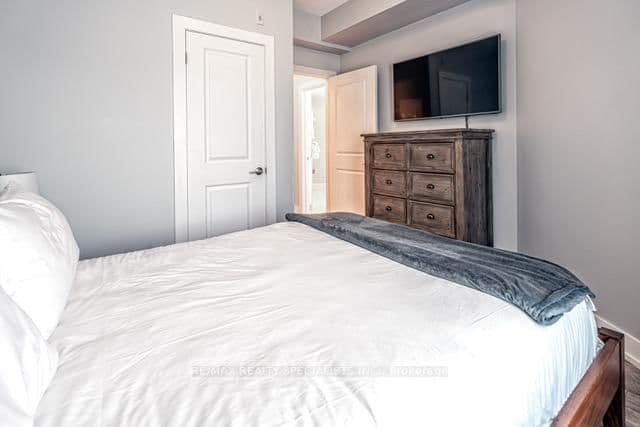 25 Pen Lake Point Road, Unit 230 thumbnail 17