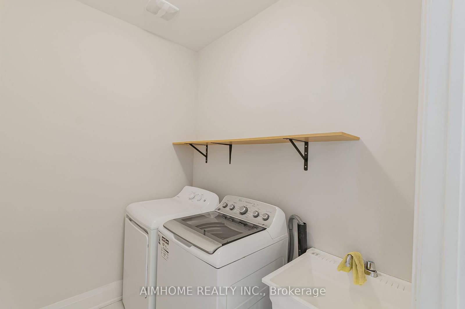 6 Prescott Crescent thumbnail 19