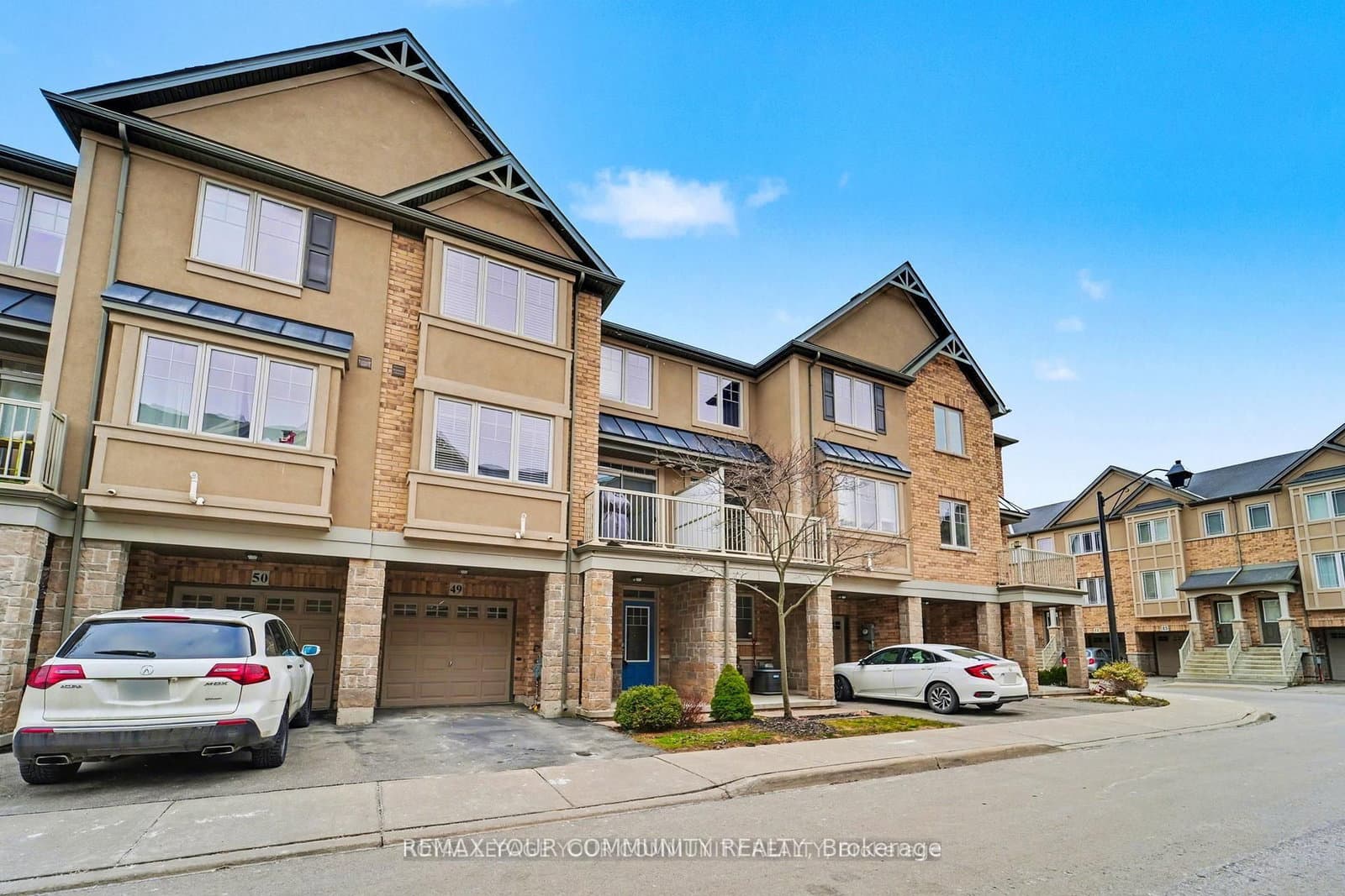 201 Westbank Trail, Unit 49 thumbnail 2