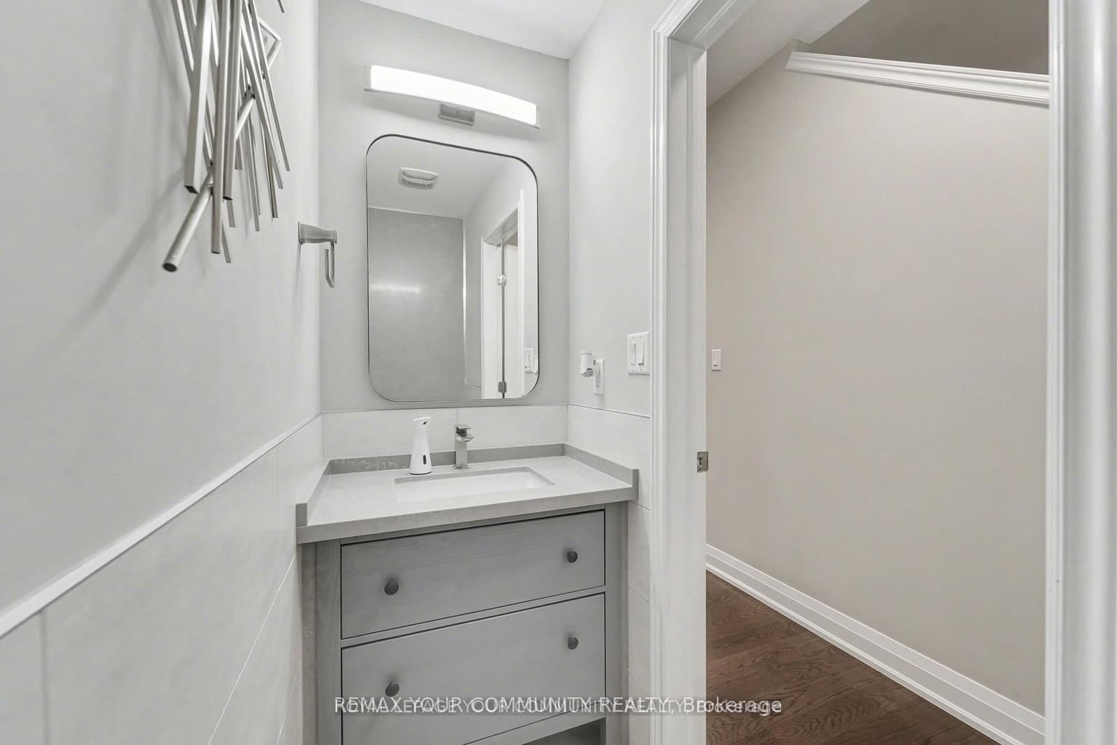 201 Westbank Trail, Unit 49 thumbnail 25