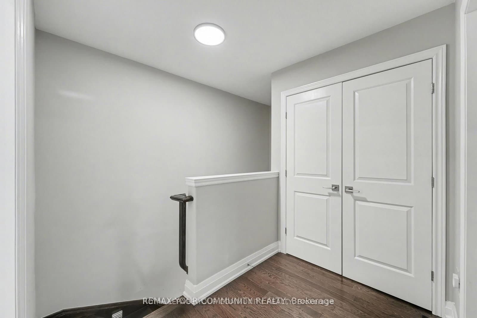 201 Westbank Trail, Unit 49 thumbnail 34