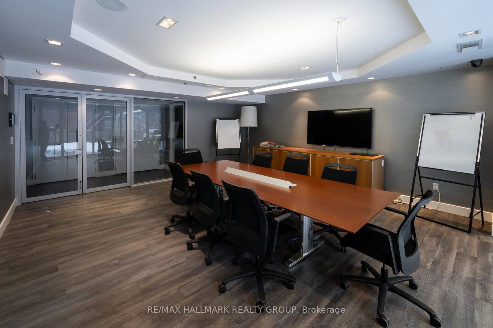 300 Lisgar Street, Unit 1111 thumbnail 20