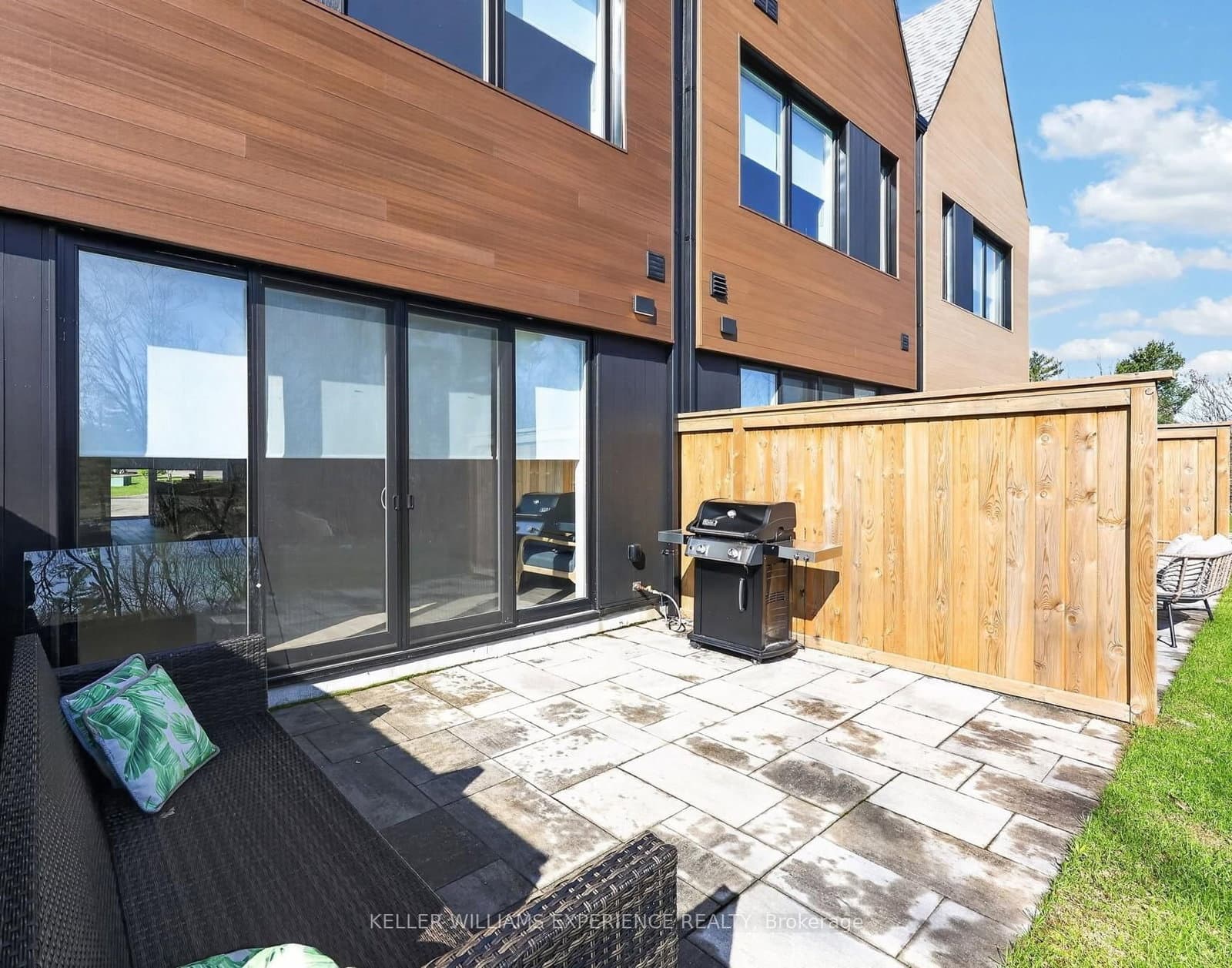 31 Rockmount Crescent thumbnail 20