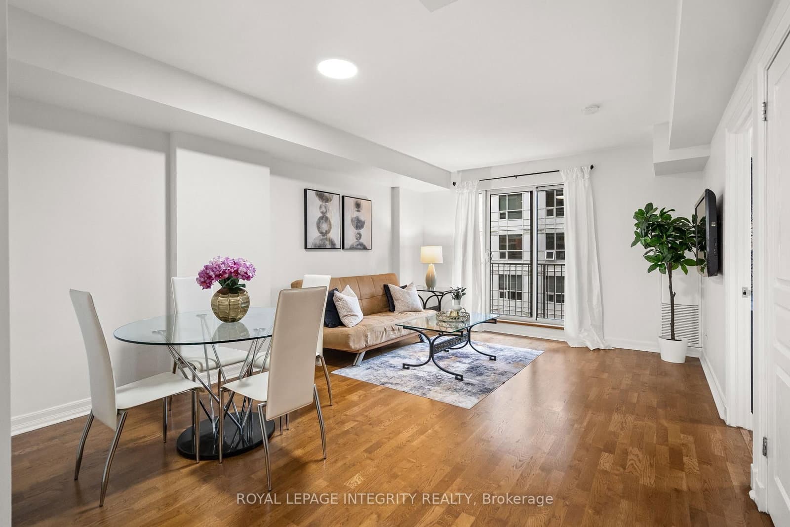 200 Besserer Street, Unit 710 thumbnail 5
