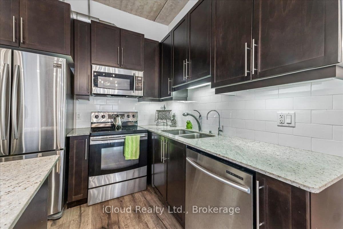 15 Devitt Avenue S, Unit 104 thumbnail 10
