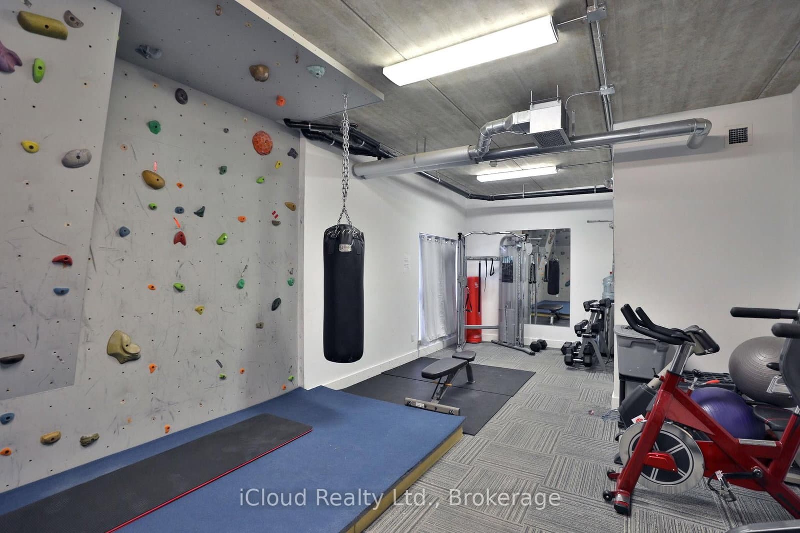 15 Devitt Avenue S, Unit 104 thumbnail 21