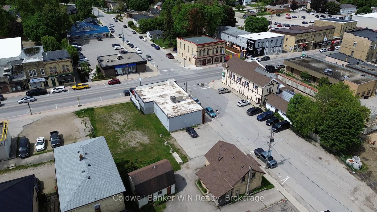 120 King Street E thumbnail 10