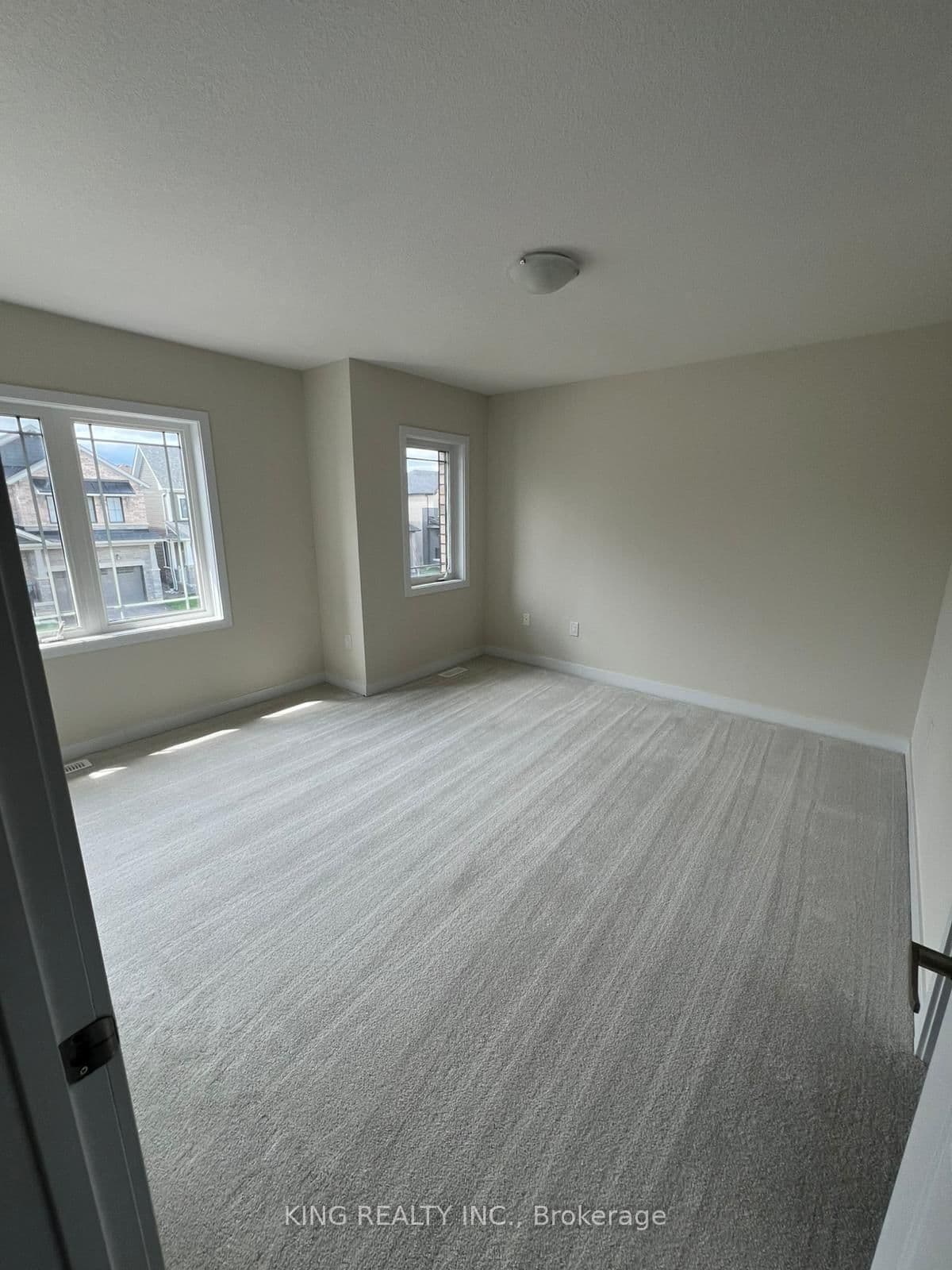 82 SUNFLOWER Crescent thumbnail 11